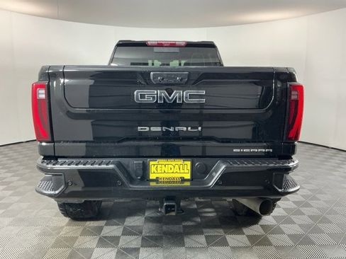Used 2024 GMC Sierra 3500 Denali Ultimate image 5
