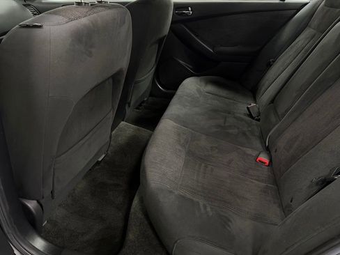 Used 2010 Nissan Altima 2.5 S image 19