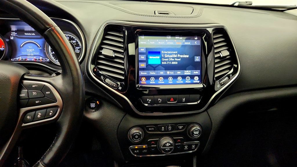 Used 2021 Jeep Cherokee Limited AWD/4WD image 17