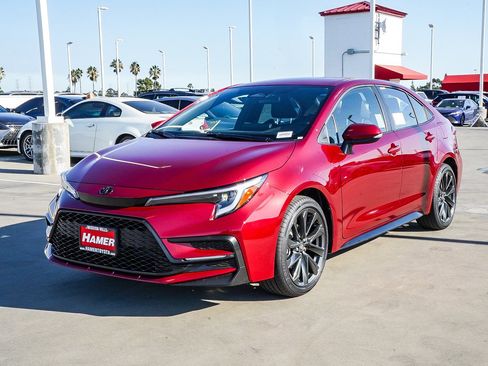 New 2026 Toyota Corolla SE image 3
