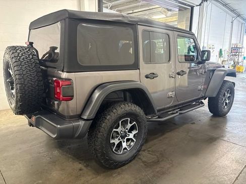 Used 2019 Jeep Wrangler Unlimited Rubicon w/ LED Lighting Group AWD/4WD image 4