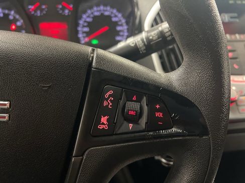 Used 2015 GMC Terrain SLE image 16