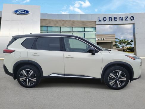 Used 2022 Nissan Rogue SL FWD image 4