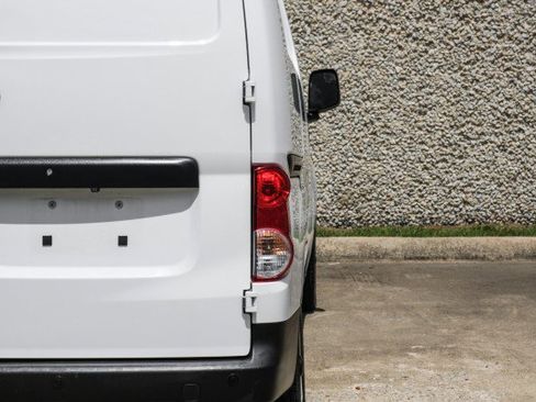 Used 2020 Nissan NV200 S image 42