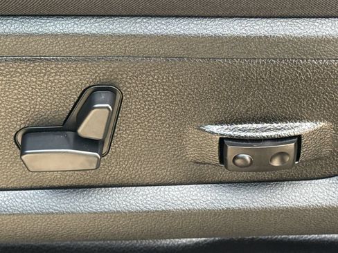 New 2026 RAM 2500 Laramie w/ Night Edition AWD/4WD image 22