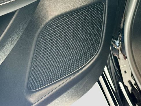 New 2026 Chrysler Pacifica Select image 18