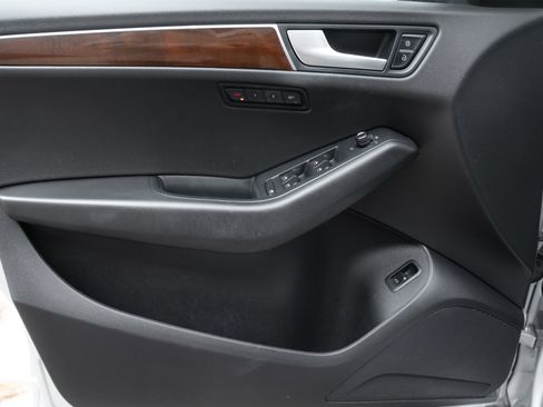 Used 2012 Audi Q5 3.2 Premium Plus image 18