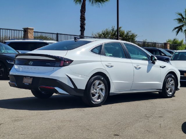 New 2026 Hyundai Sonata SE FWD image 4