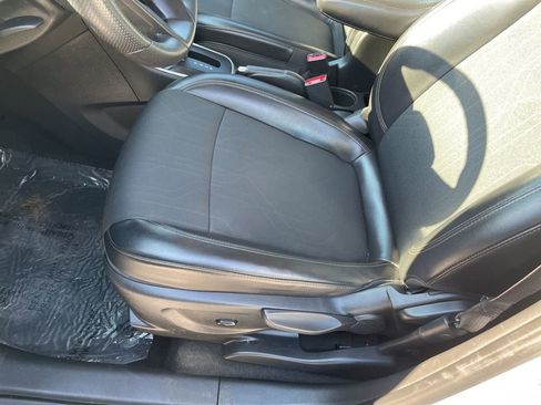 Used 2022 Chevrolet Trax LT image 8