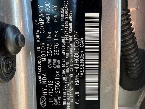 Used 2013 Hyundai Equus Signature RWD image 32