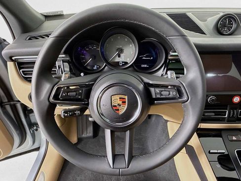 New 2025 Porsche Macan S image 15