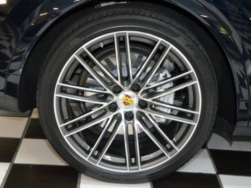 Used 2019 Porsche Cayenne Turbo AWD/4WD image 14