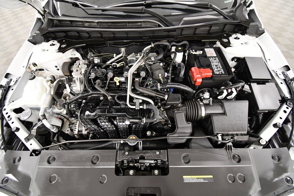 Used 2024 Nissan Altima 2.5 SL AWD/4WD image 12