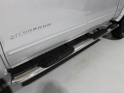 Used 2018 Chevrolet Silverado 1500 LT w/ All Star Edition image 12