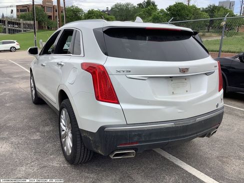 Used 2019 Cadillac XT5 Luxury FWD image 5