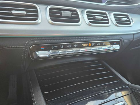 Certified 2025 Mercedes-Benz GLE 350 4MATIC image 32