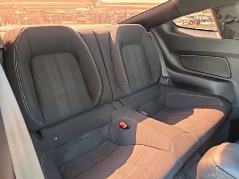 Used 2018 Ford Mustang GT RWD image 24