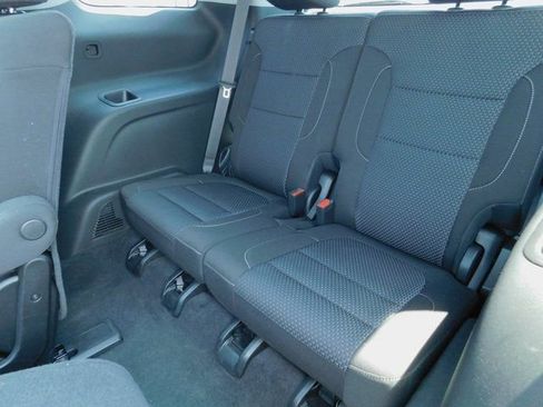 Used 2023 GMC Acadia SLE w/ Driver Convenience Package image 24