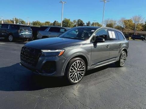 Used 2025 Audi SQ7 Prestige image 4