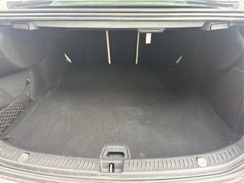 Used 2020 Mercedes-Benz E 350 Sedan image 16