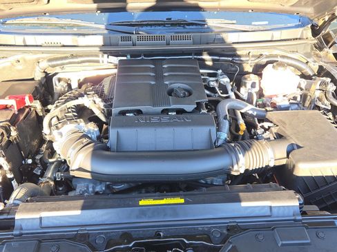 Certified 2024 Nissan Frontier SV w/ SV Convenience Package image 18