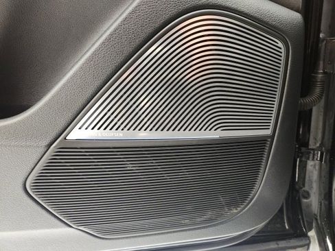 Used 2019 Audi Q8 Prestige image 52