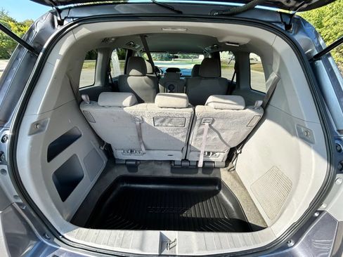 Used 2016 Honda Odyssey EX image 10