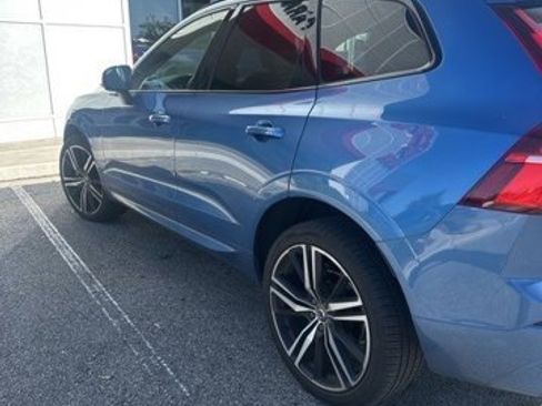 Used 2020 Volvo XC60 T5 R-Design w/ Protection Package Premier image 5