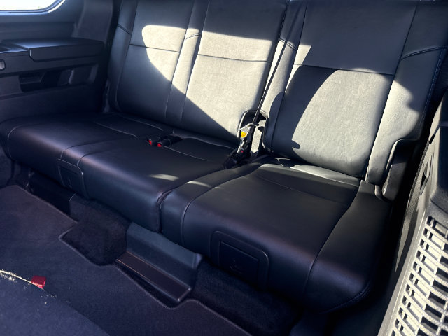 Used 2025 Toyota Sequoia Platinum AWD/4WD image 18