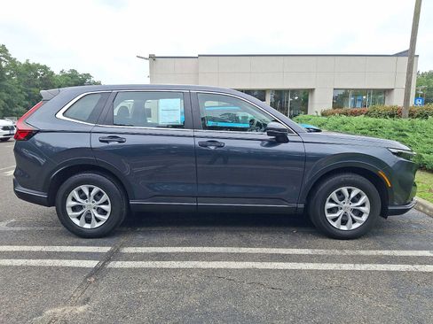 Used 2024 Honda CR-V LX image 7