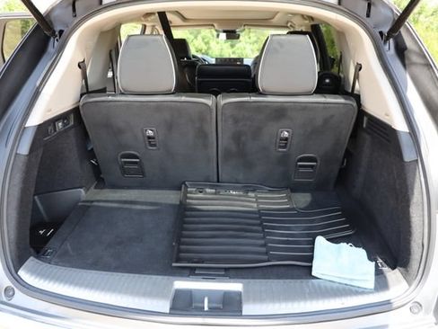 Used 2022 Acura MDX SH-AWD w/ Advance Package image 15