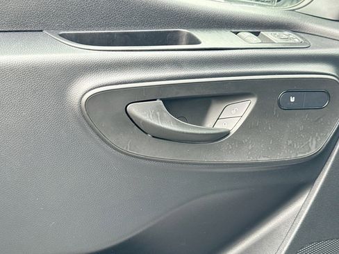 Used 2025 Mercedes-Benz Sprinter 2500 image 17