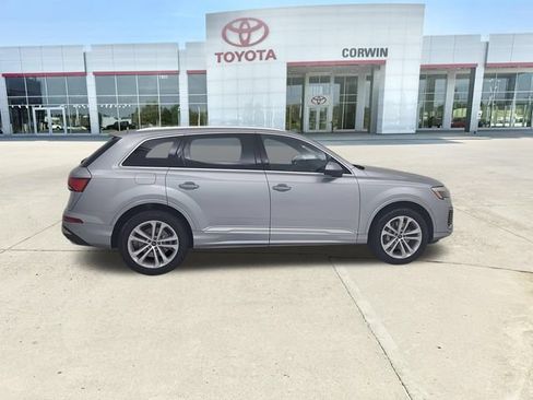 Used 2025 Audi Q7 3.0T Premium Plus AWD/4WD image 41