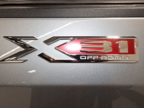 Used 2023 GMC Sierra 1500 SLT w/ SLT Premium Plus Package image 36