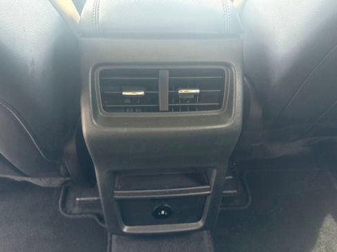 Used 2024 Ford Edge SEL AWD/4WD image 24