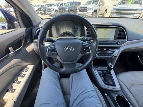 Used 2017 Hyundai Elantra Limited w/ Limited Ultimate Package 05 FWD image 32