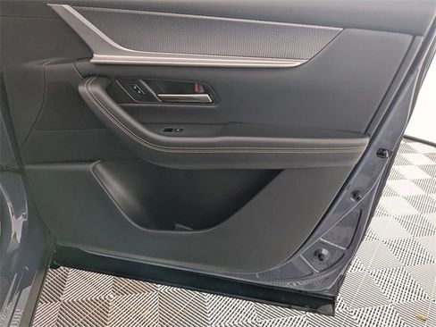 Used 2025 MAZDA CX-70 3.3 Turbo w/ Preferred Package image 35