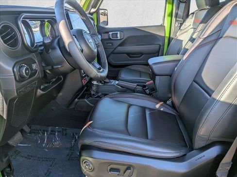 Used 2025 Jeep Wrangler Rubicon image 11