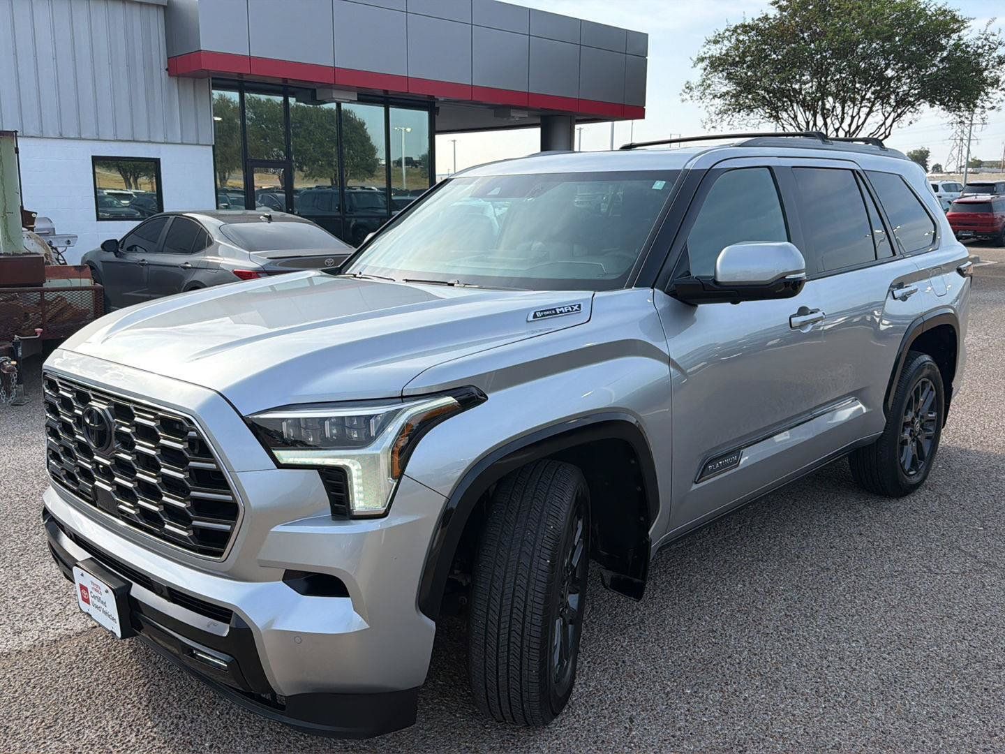 Certified 2025 Toyota Sequoia Platinum AWD/4WD image 7