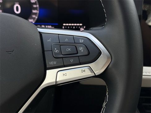 Used 2025 Volkswagen Taos S image 12