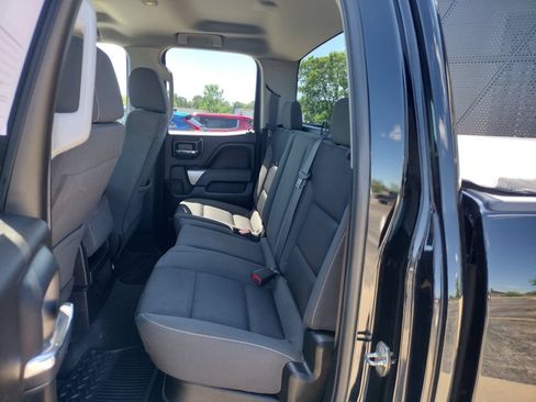 Used 2017 Chevrolet Silverado 1500 LT AWD/4WD image 7