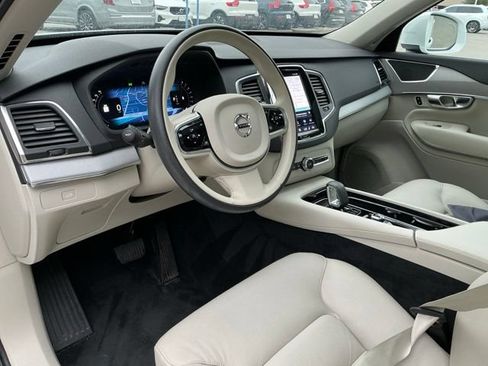 Certified 2023 Volvo XC90 B5 Core w/ Protection Package Premier AWD/4WD image 25