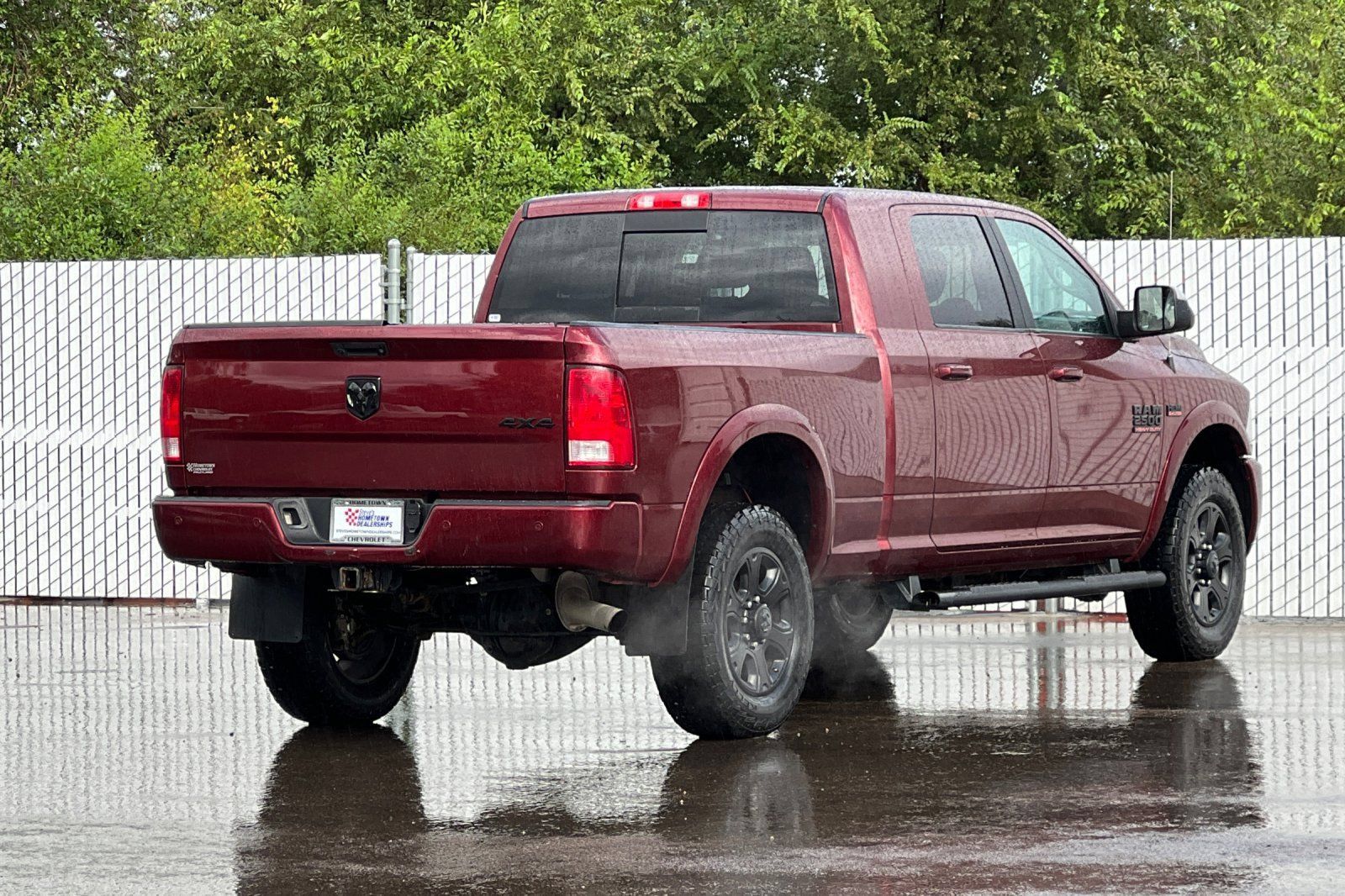 Used 2018 RAM 2500 Big Horn w/ Sport Appearance Group AWD/4WD image 4