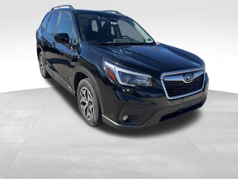 Used 2021 Subaru Forester Premium image 27
