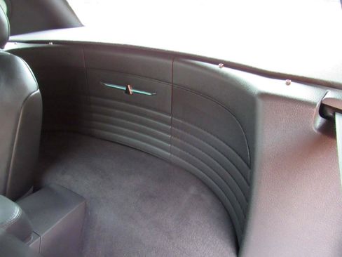 Used 2002 Ford Thunderbird RWD image 46