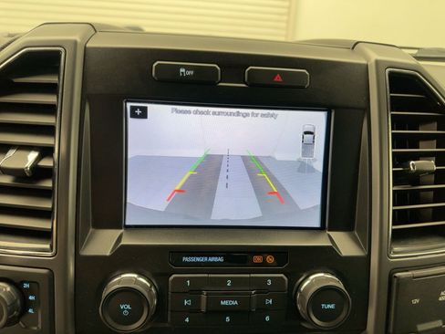 Used 2019 Ford F250 XLT w/ XLT Value Package image 24