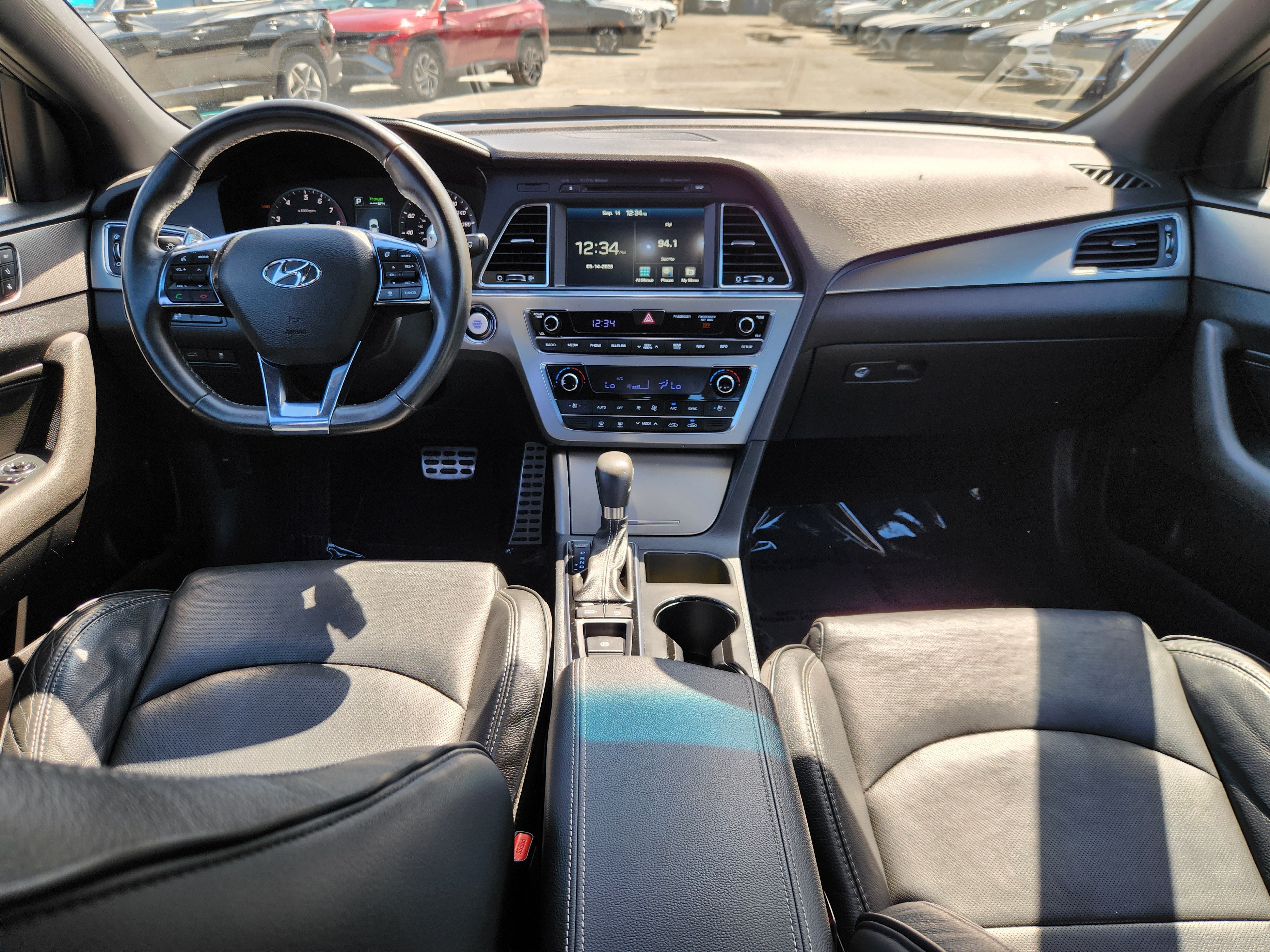Used 2017 Hyundai Sonata Limited 2.0T FWD image 8