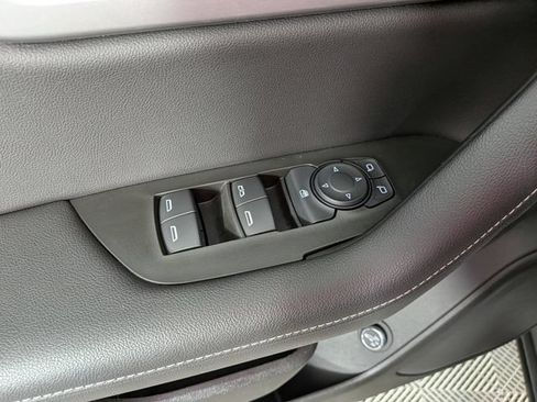 Used 2024 Chevrolet Blazer LT w/ Convenience Package FWD image 14