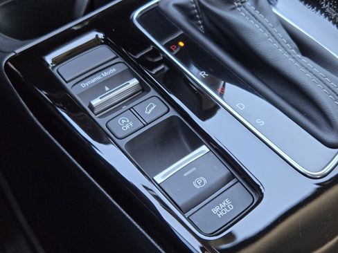 Certified 2025 Acura ADX Base image 28