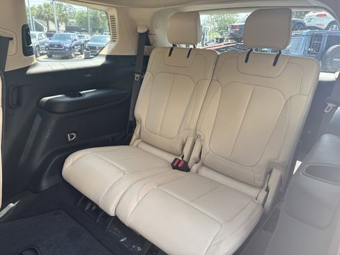 Used 2021 Jeep Grand Cherokee L Limited RWD image 29